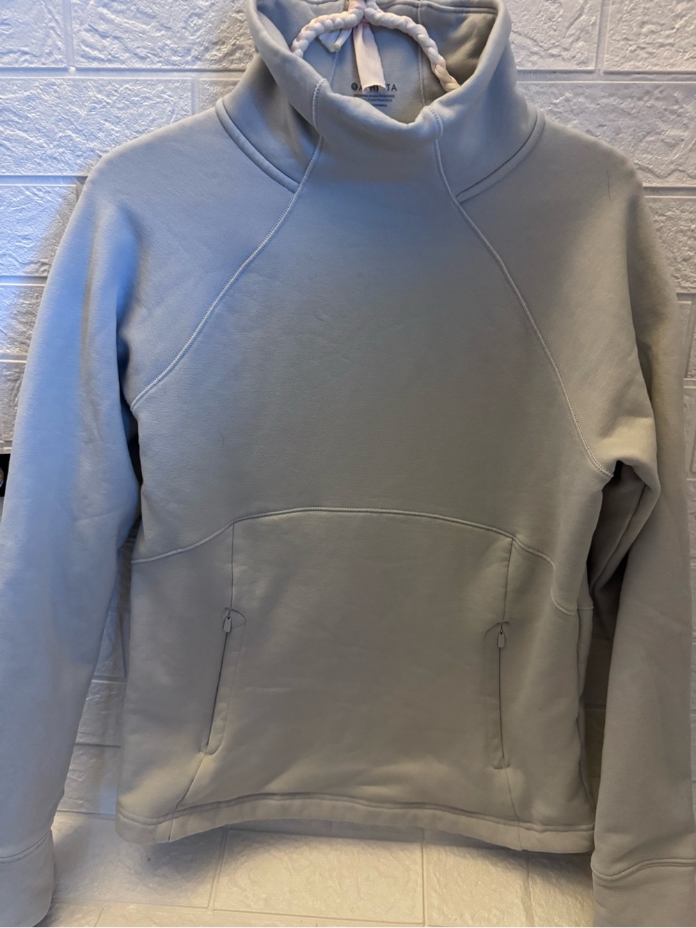 Athleta Sweatshirt Womens Small Gray Mock Neck Pullover Zip Pockets Athletic Gym
